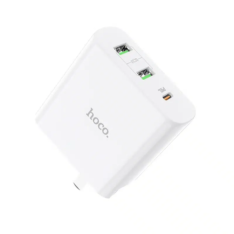 Зарядное устройство HOCO C74 63W Speedmaster, Интеллектуальный баланс зарядки, 2xUSB, 1xType-C, PD3.0+QC3.0 (3C), white